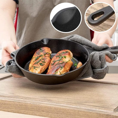 PHOTO POELE EN FONTE CUISSON VIANDE POIGNEE ET BEC VERSEURS
