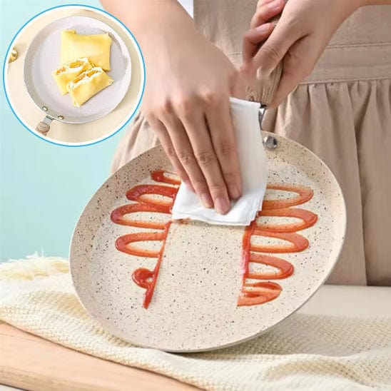 POELE A CREPE NETTOYE PAR UN CHIFFON